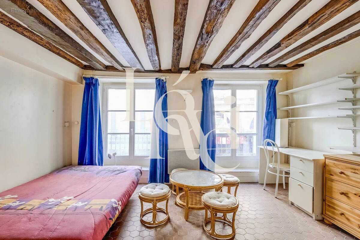 Appartement à PARIS-5E