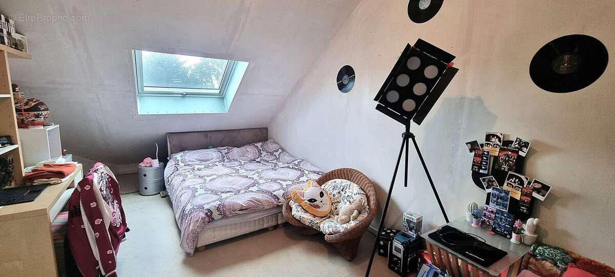 Maison à BROU-SUR-CHANTEREINE