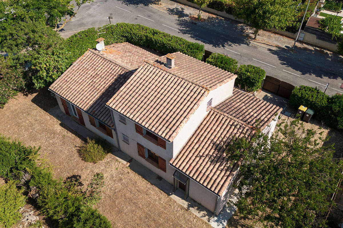 CARCASSONNE - GRAZAILLES Villa quatre faces T5 139m²  (110m²  hab.) avec jardin, garage, et terrasse - photo 2