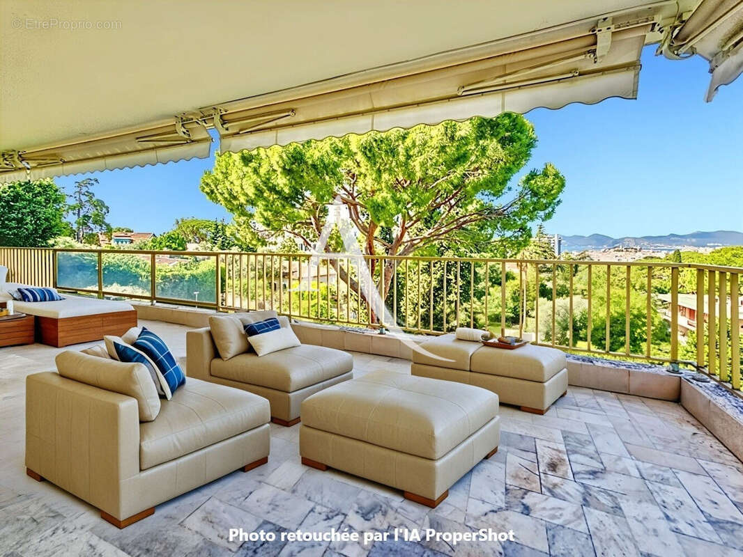 Appartement à CANNES