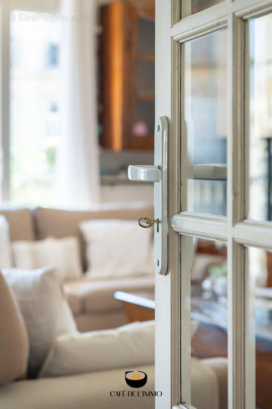 Appartement à MARSEILLE-6E