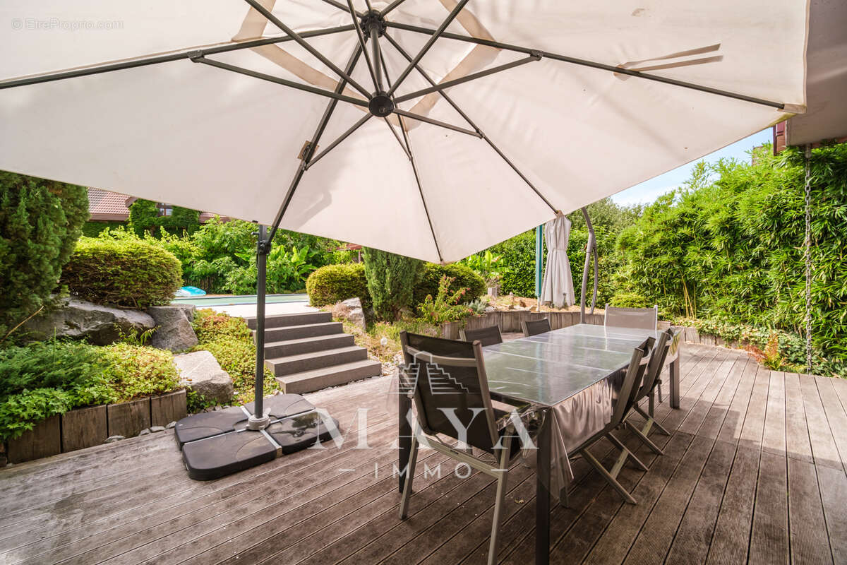 ESCHENTZWILLER, maison de 112m2 sur 7 ares avec piscine - photo 4