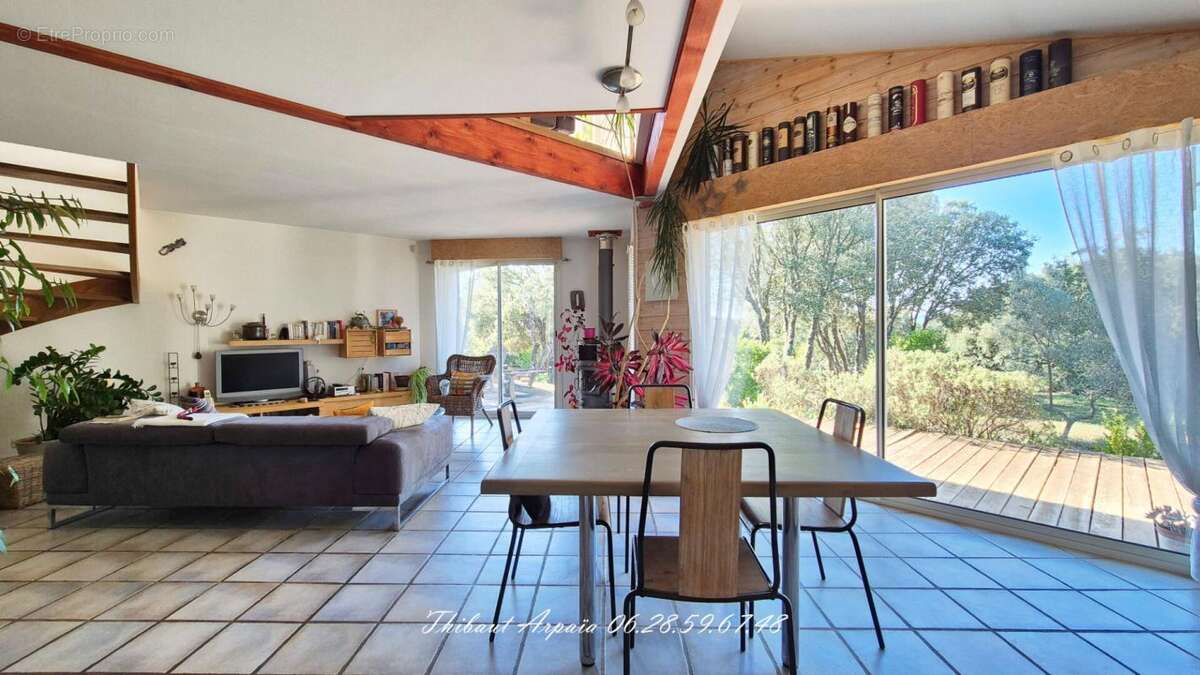 Maison à GINASSERVIS