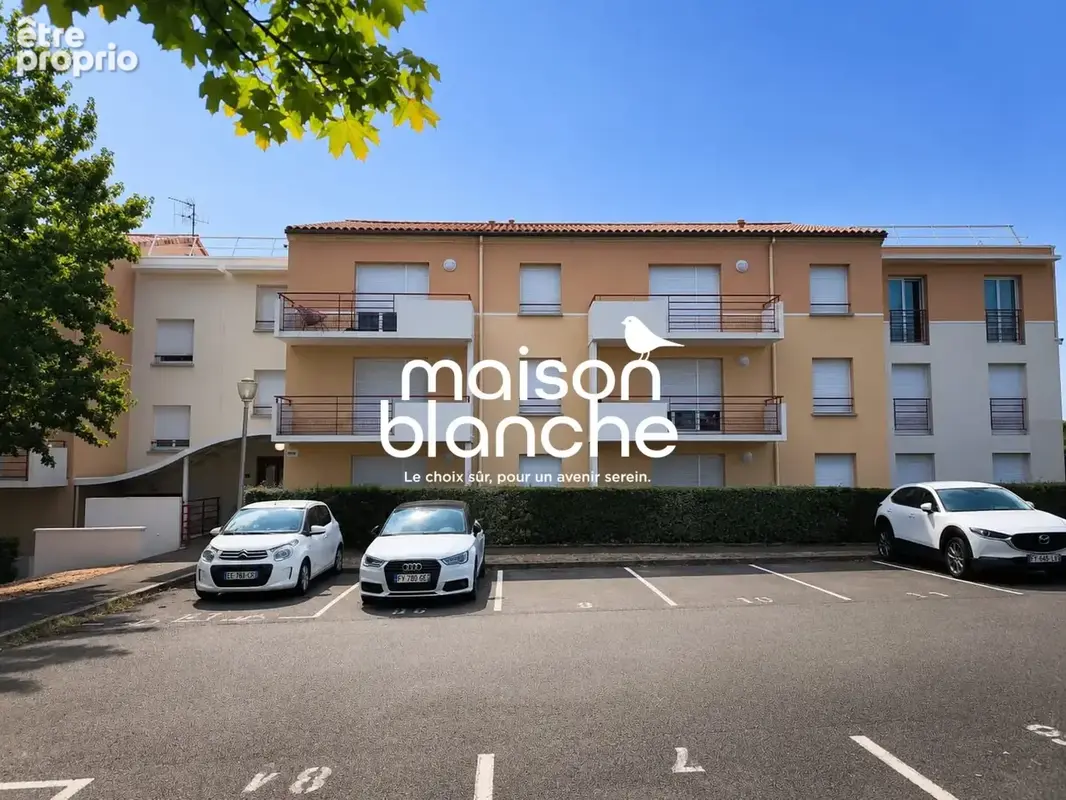 Appartement 3 pièces 54 m² à vendre à Parthenay (79200) - photo 1