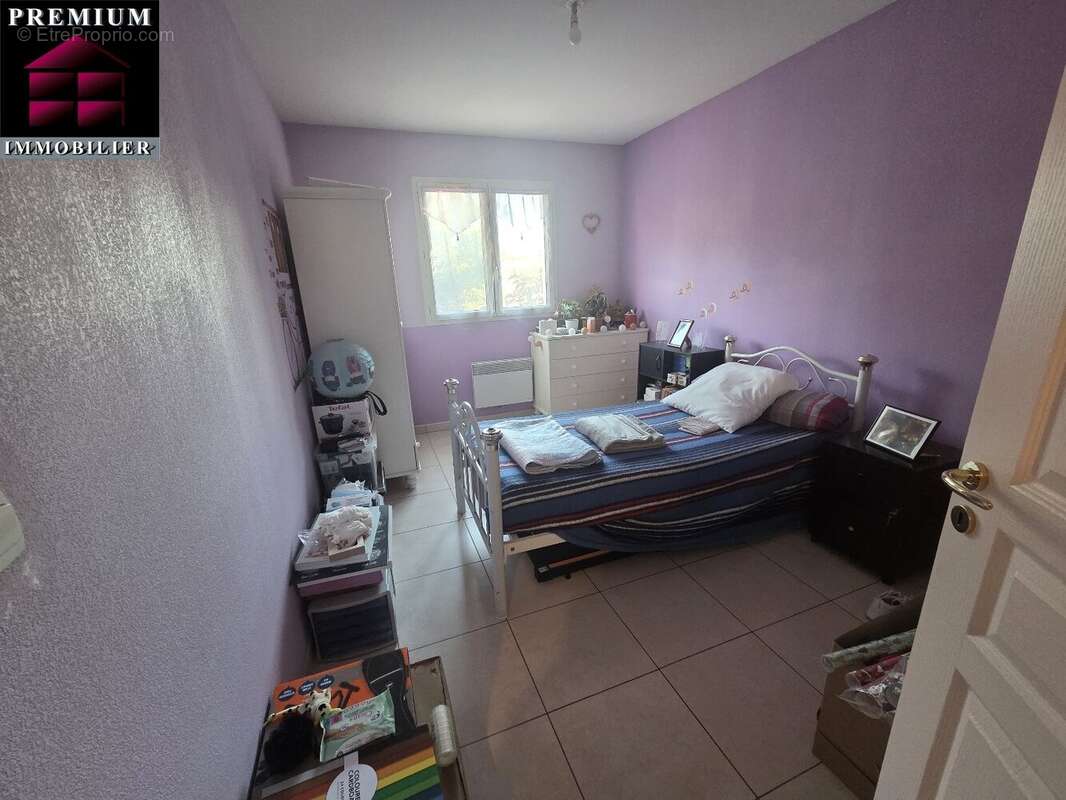 Maison à SAINT-ESTEVE