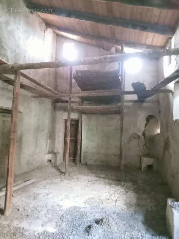 Maison à DURFORT-ET-SAINT-MARTIN-DE-SOSSENAC