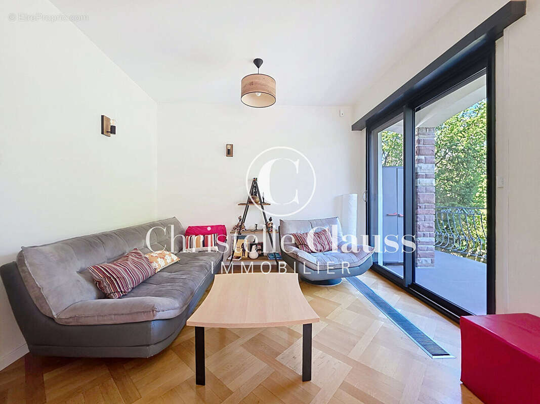 Maison Strasbourg 7 pièce(s) 234 m2 - photo 3