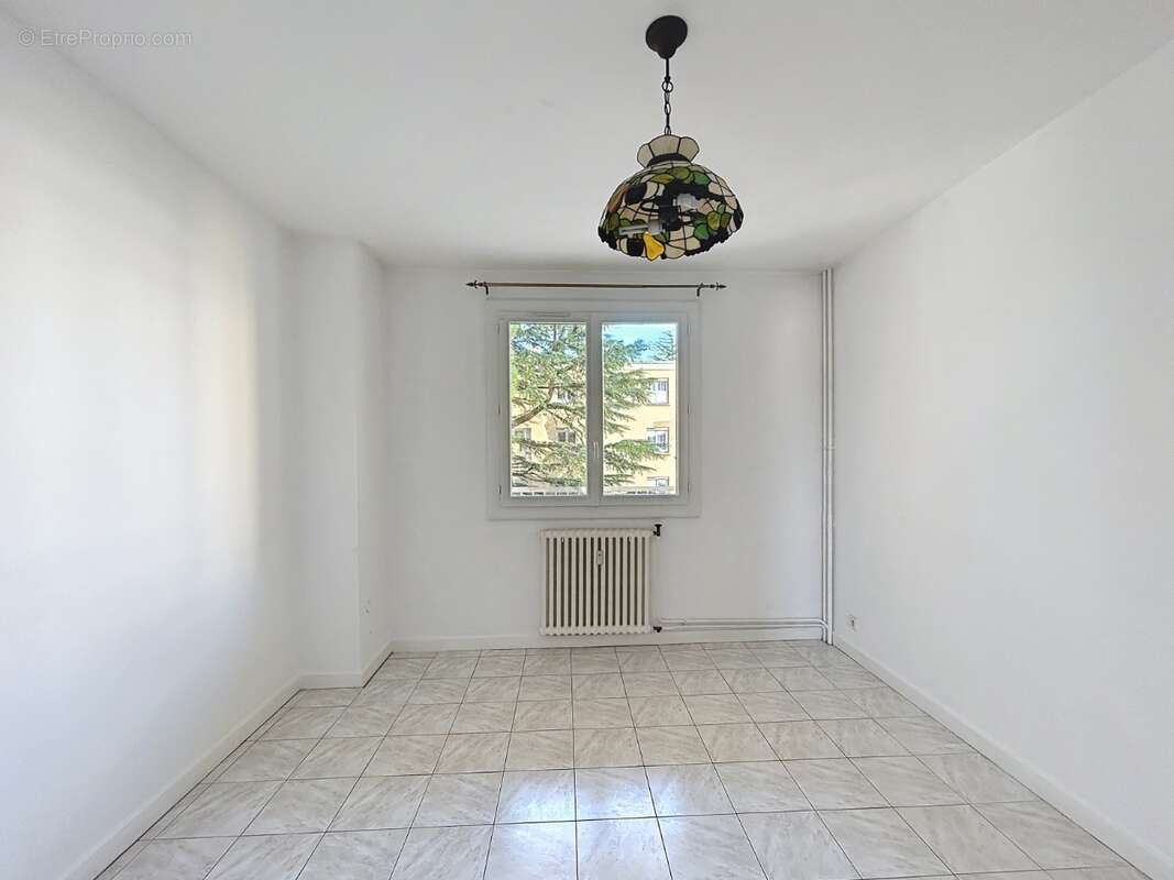 Appartement à MONTELIMAR