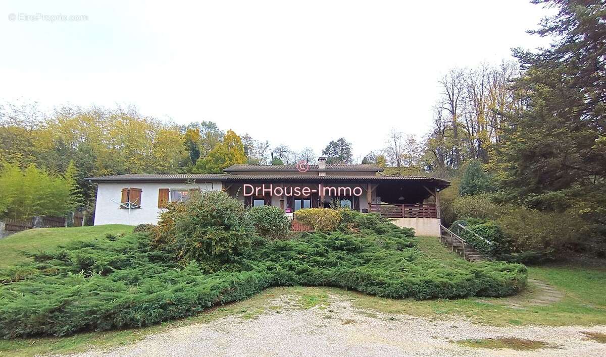 Maison à SAINT-JUST-DE-CLAIX