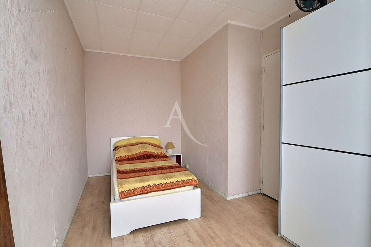 Appartement à AUBERVILLIERS