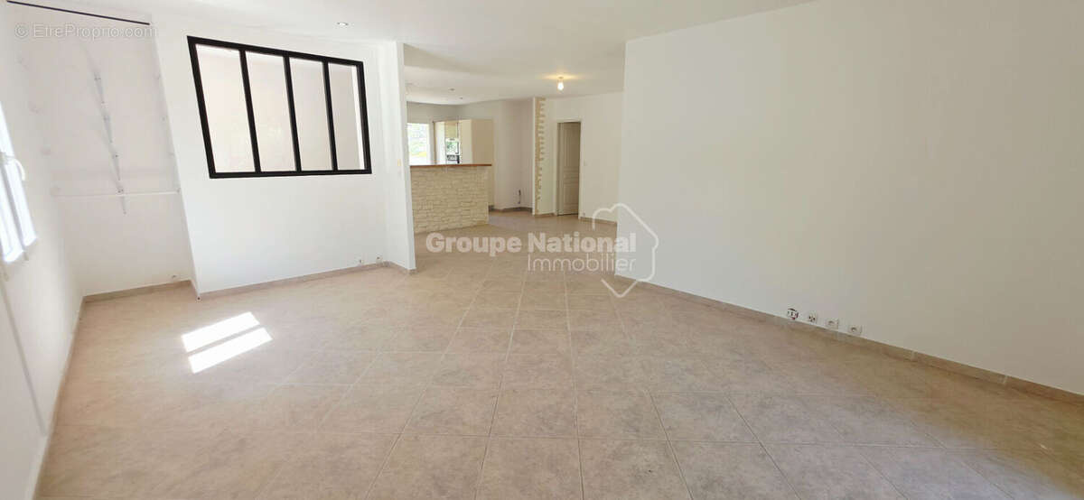Maison de plain-pied avec piscine, 4 chambres,  Sabran - photo 6