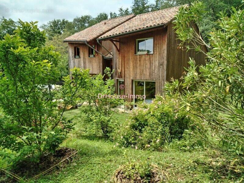 Maison à VILLEFRANCHE-DU-PERIGORD