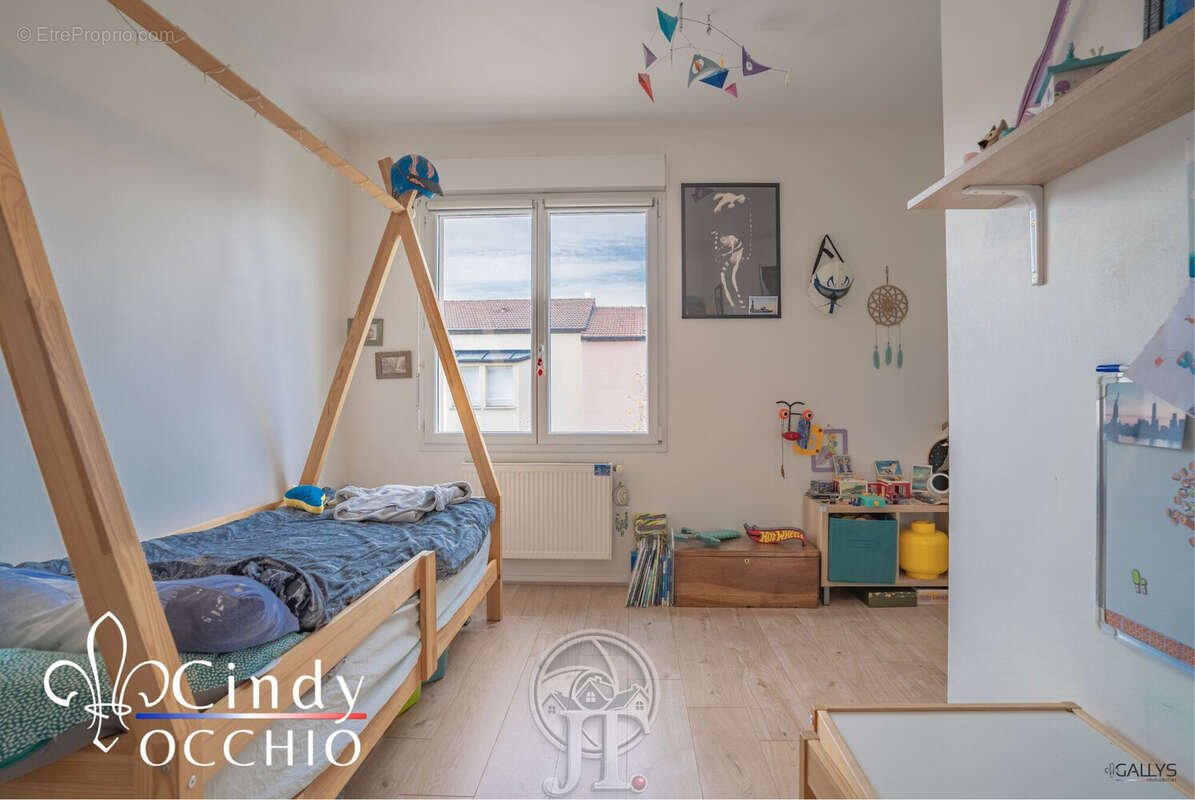 Maison 100 m² à Terville  - photo 9