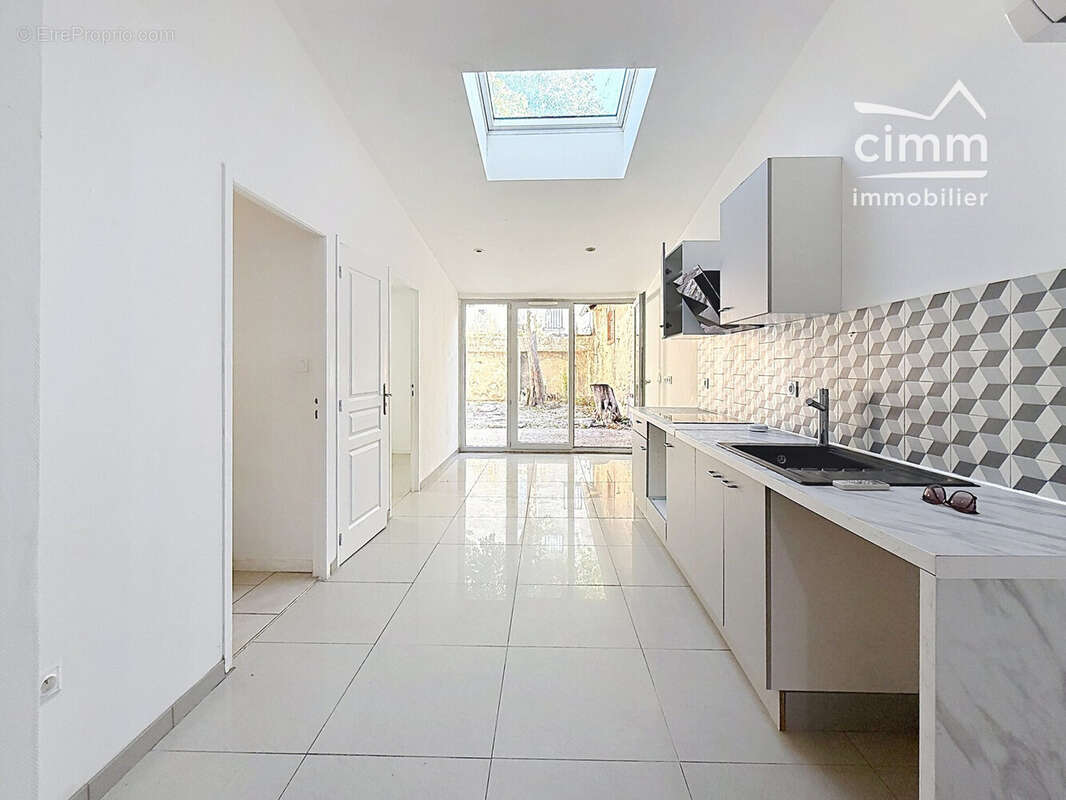 Appartement 140 m² à Carpentras  - photo 2