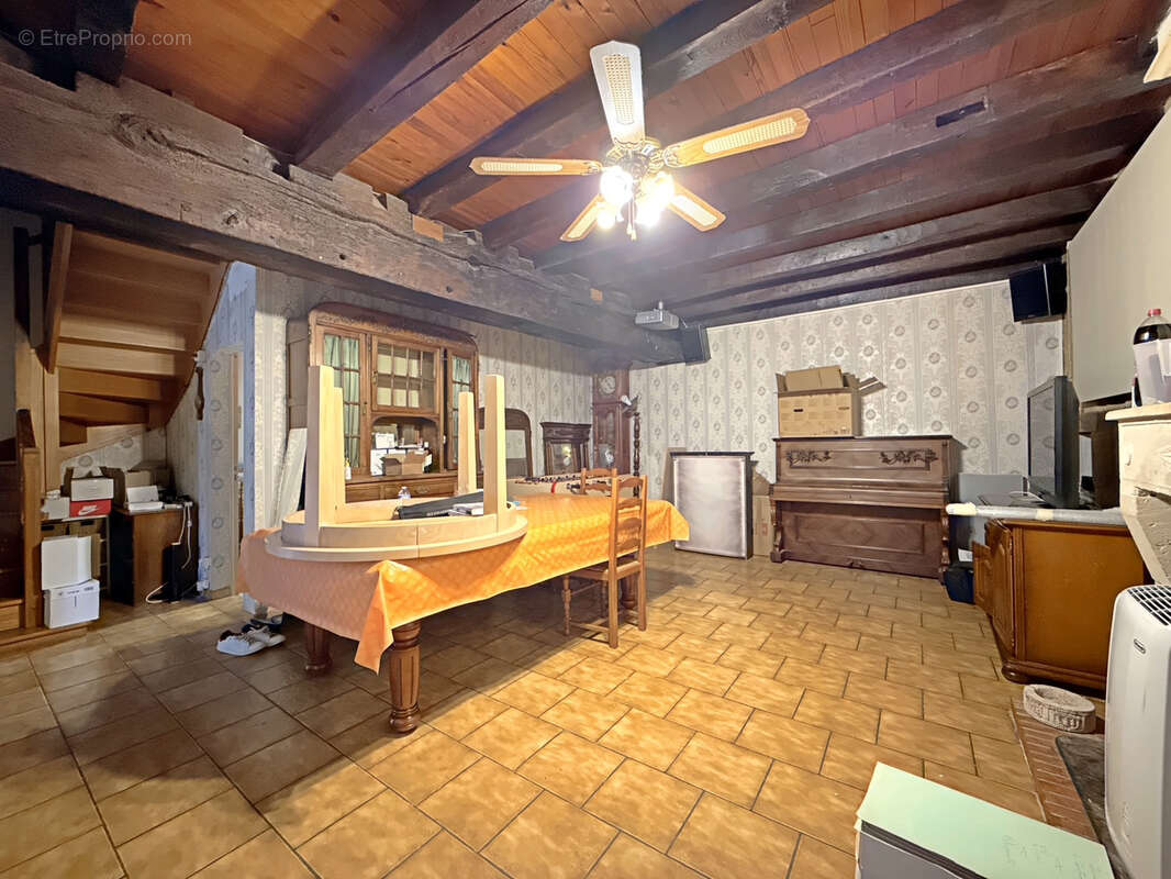 Maison à SAINT-GERMAIN-DE-LA-RIVIERE