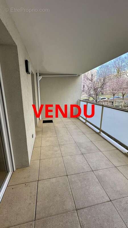 Appartement à FONTAINES-SUR-SAONE