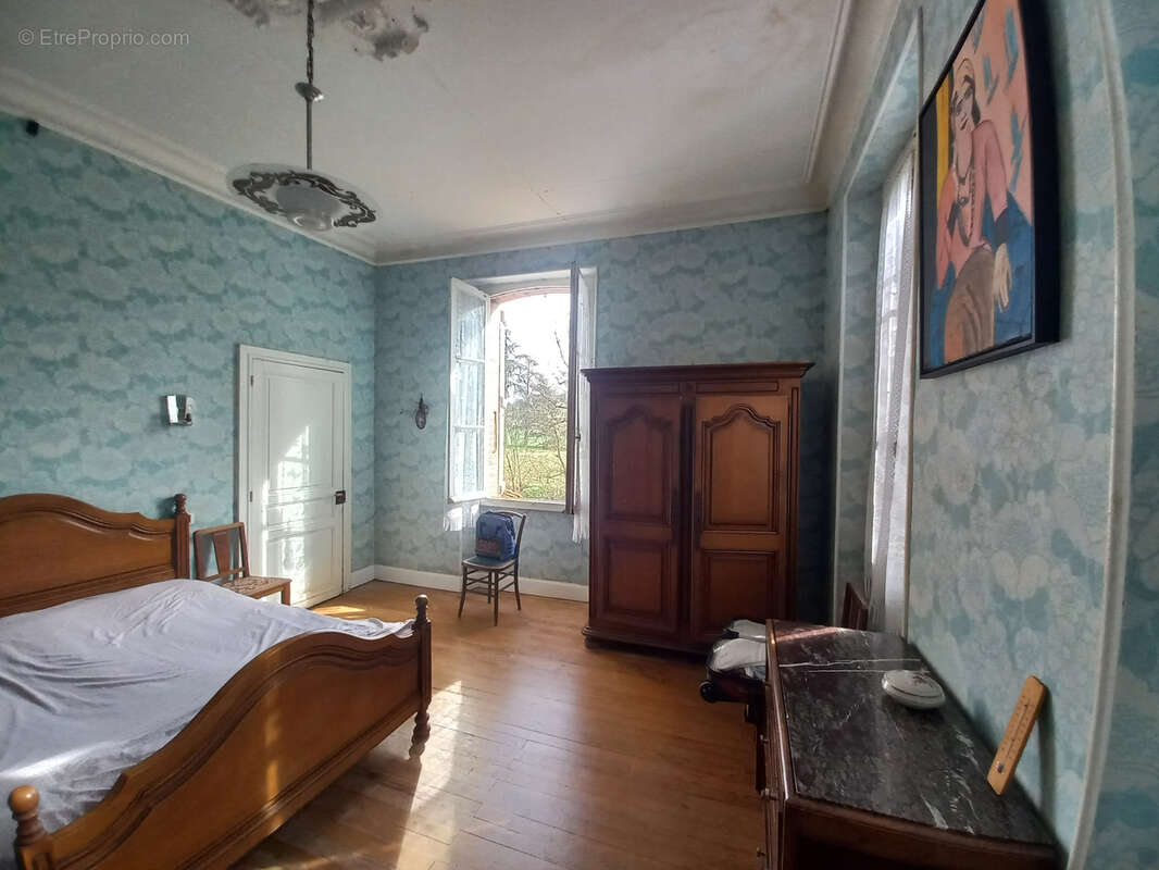 Maison à MIRANDE