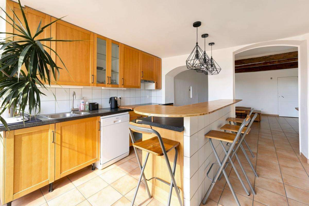 Maison à BOUC-BEL-AIR