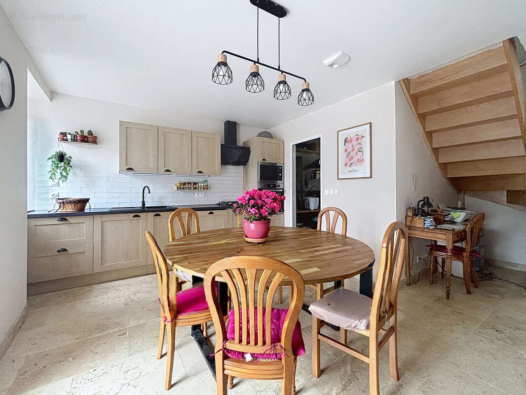 Maison à PICAUVILLE