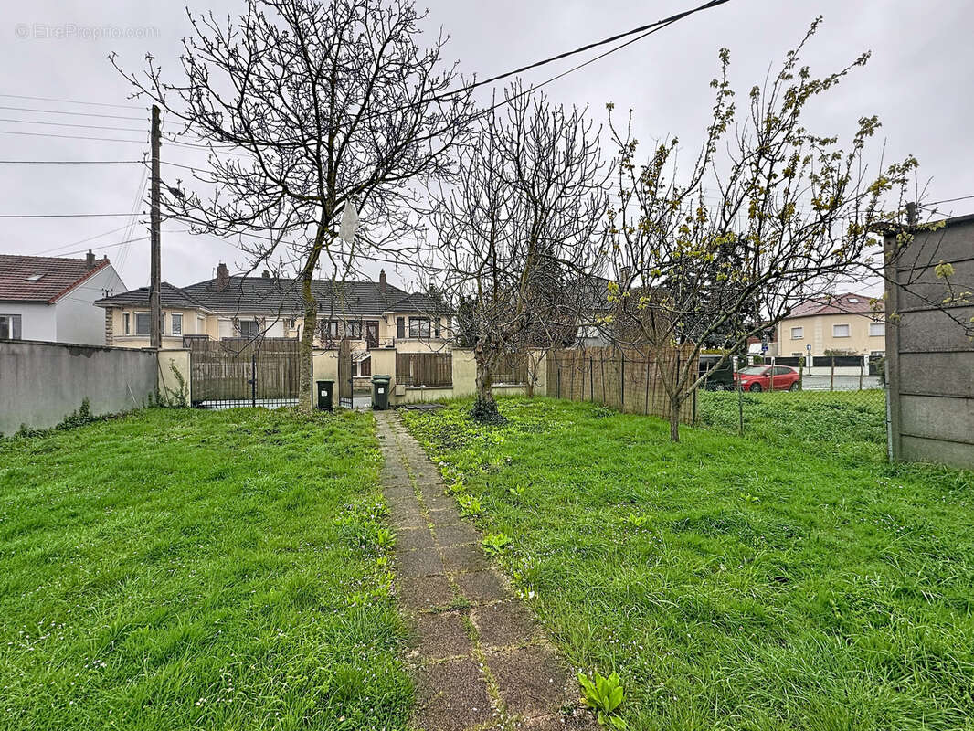 Maison à ATHIS-MONS