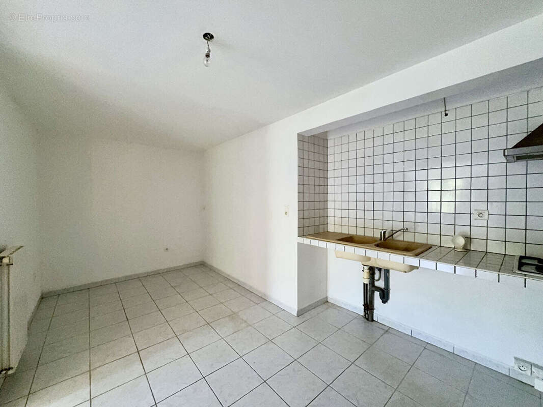 Maison à ROQUEMAURE