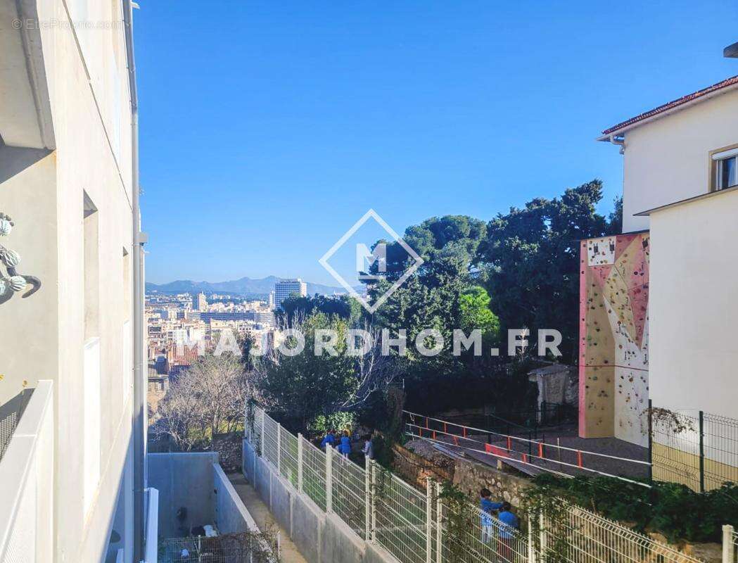 Appartement à MARSEILLE-6E
