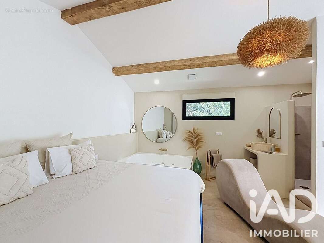 Maison 30 m² à Aubagne  - photo 4