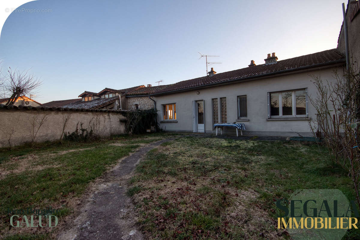 Maison de plain pied avec garage - photo 16