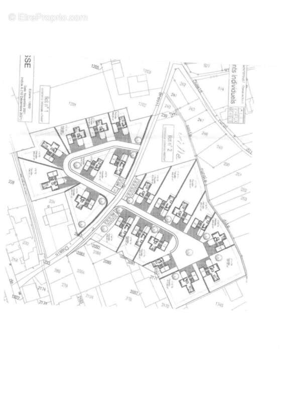 Vous avez possibilité de faire 19 lots - Terrain à BRUYERES-ET-MONTBERAULT