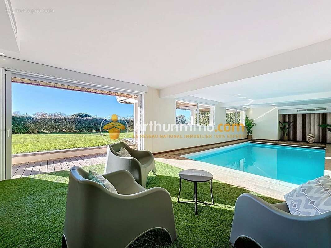 Maison à BOURGOIN-JALLIEU