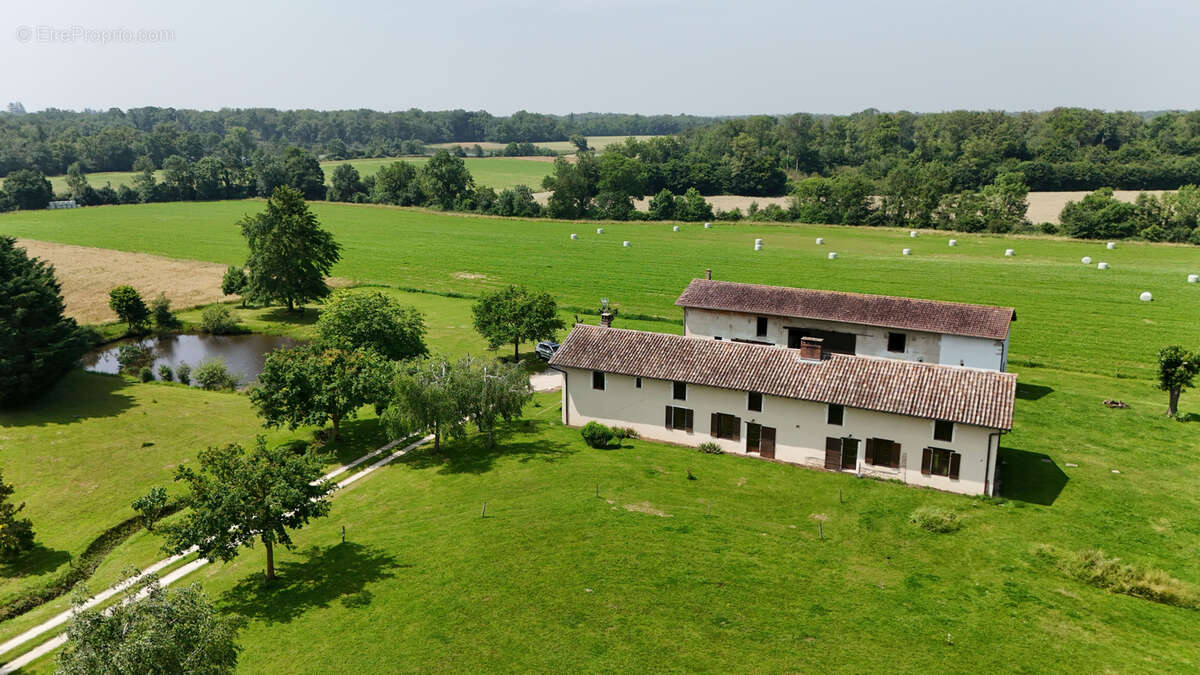Maison à VILLARS-LES-DOMBES