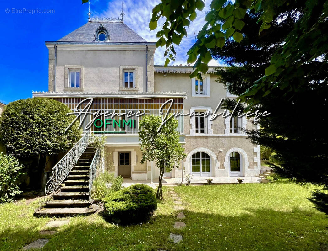 Maison à MONTBRISON