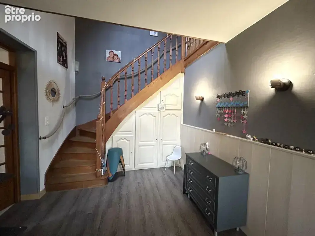Maison type longère de 5 chambres, garages, grand terrain, é - photo 8