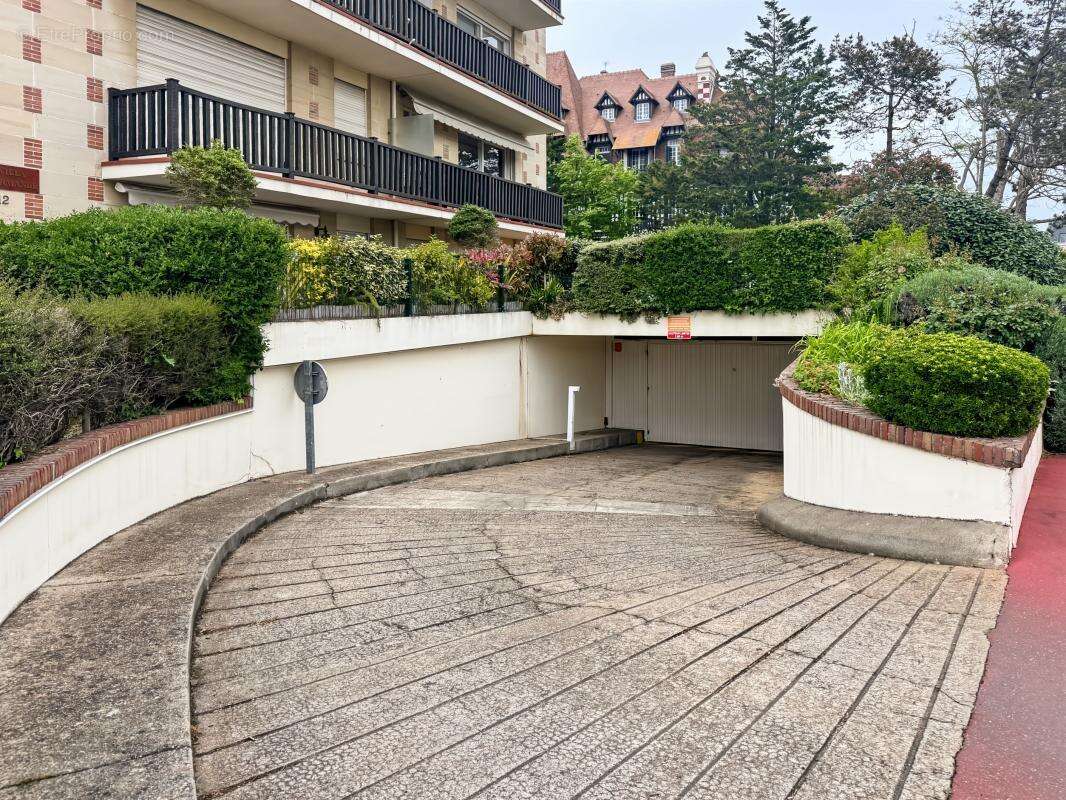 Emplacement de parking - photo 2