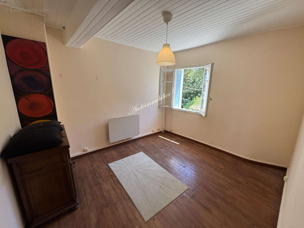 Maison à BELVEZE-DU-RAZES