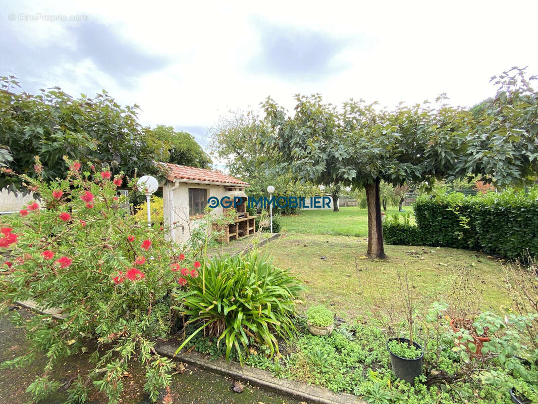 Maison à FENOUILLET