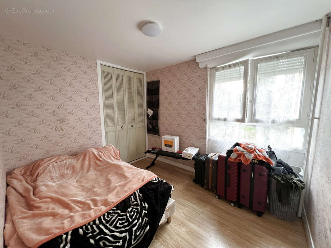 Appartement à SURVILLIERS