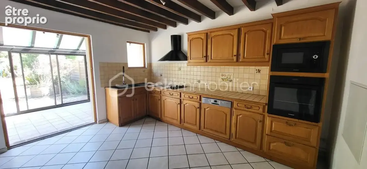 Maison familiale avec beau potentiel à La Ferté-Saint-Aubin - photo 2