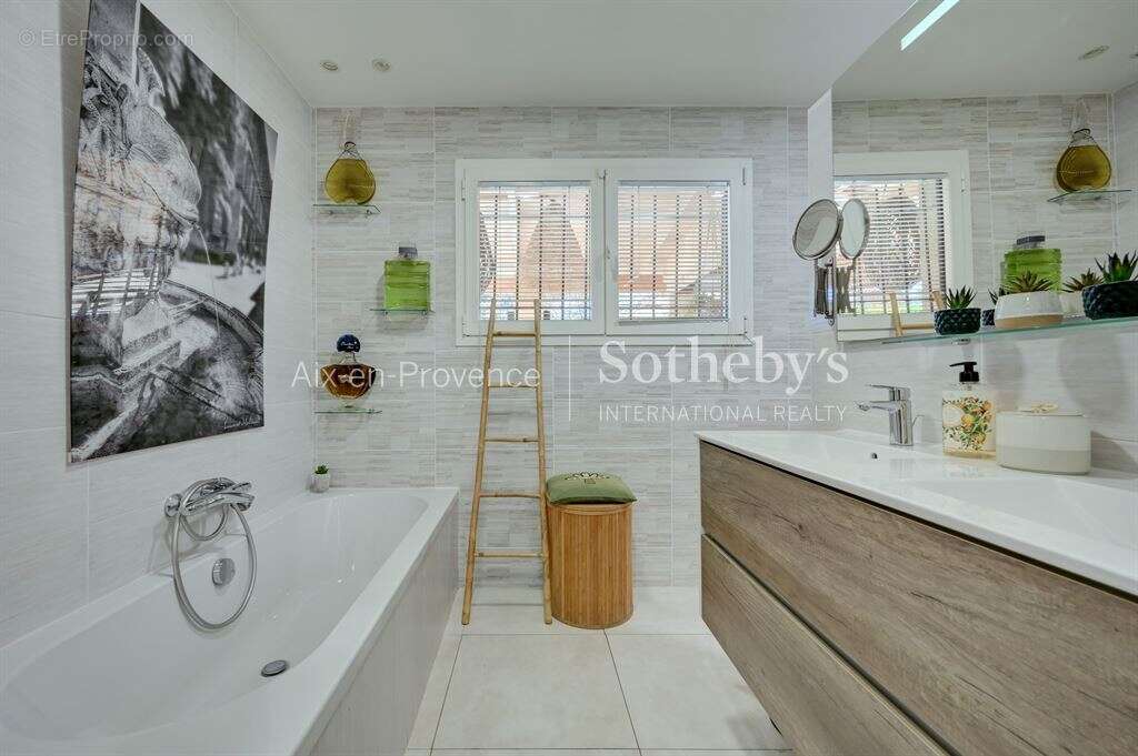 Maison à AIX-EN-PROVENCE