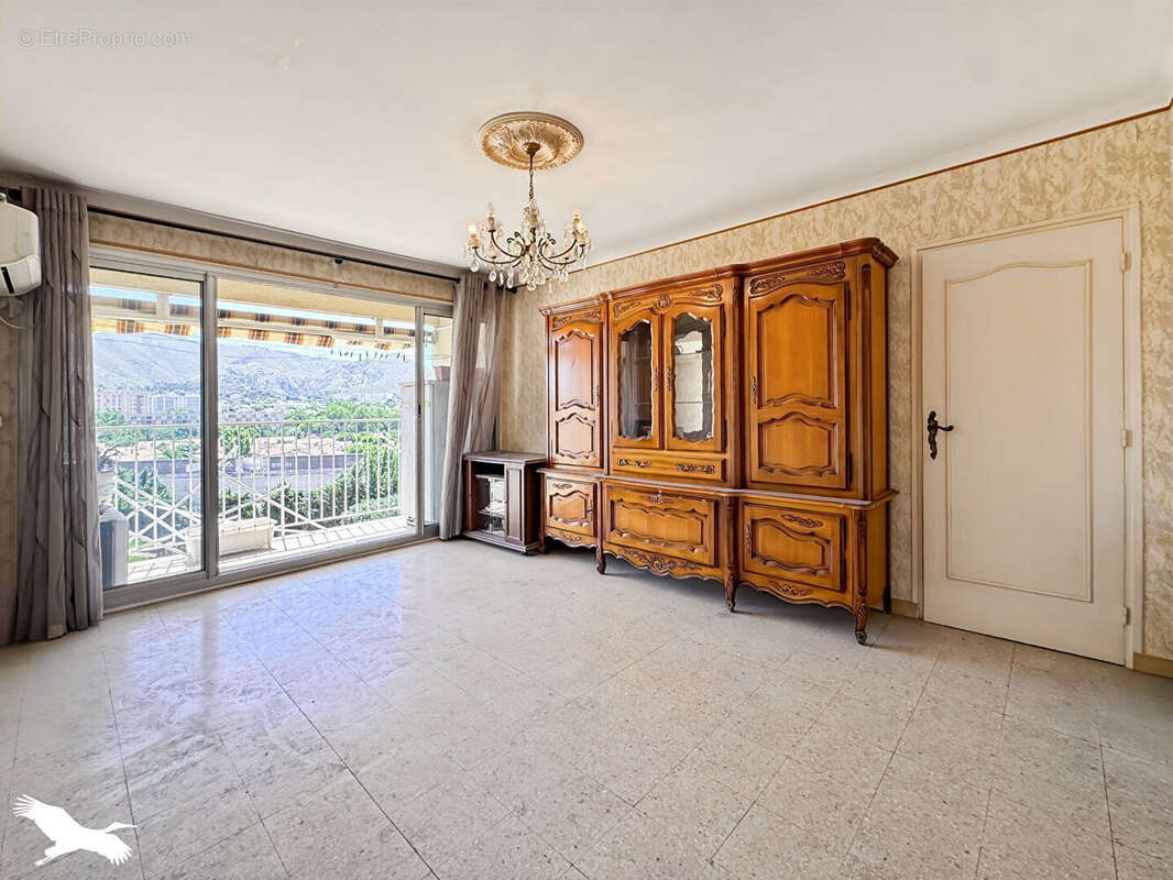Appartement à MARSEILLE-11E