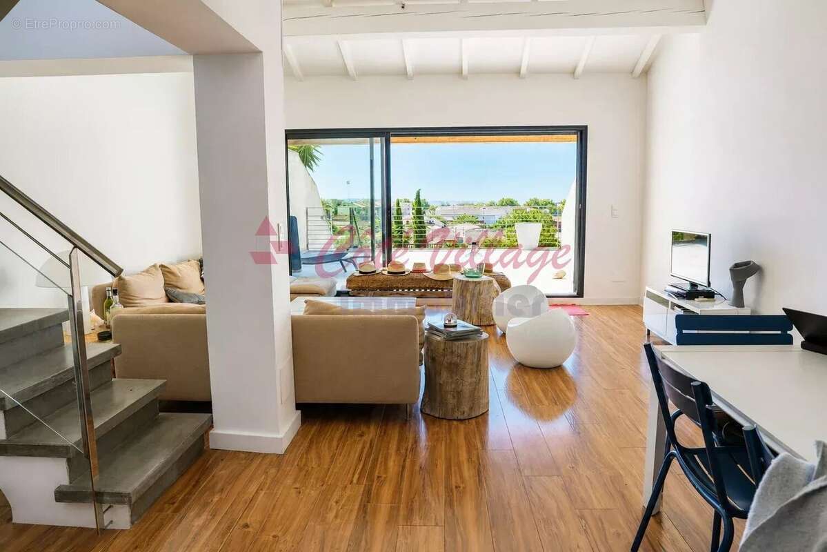 Superbe maison T4 entierement renovée, terrasse avec vue panoramique - photo 3