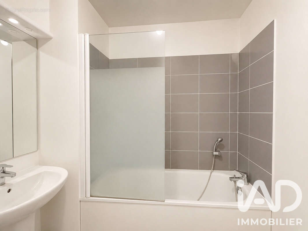 Appartement 54 m² à Le Blanc-Mesnil  - photo 3