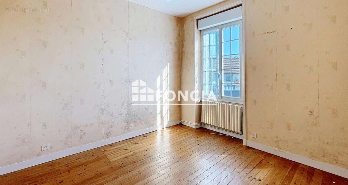 Maison à SAINT-GEORGES-DES-GROSEILLERS