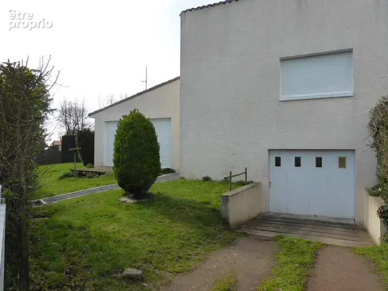 Maison à BRESSUIRE