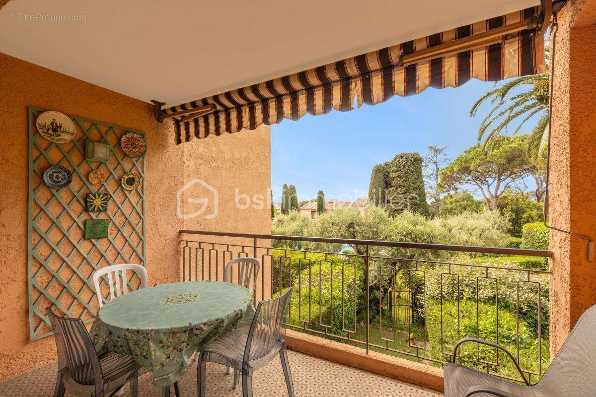 Appartement à VENCE