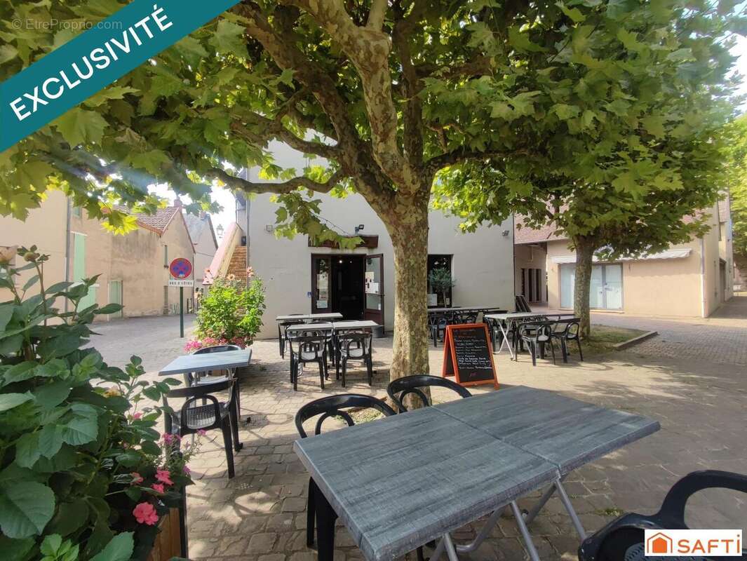 Photo 4 - Commerce à LERE