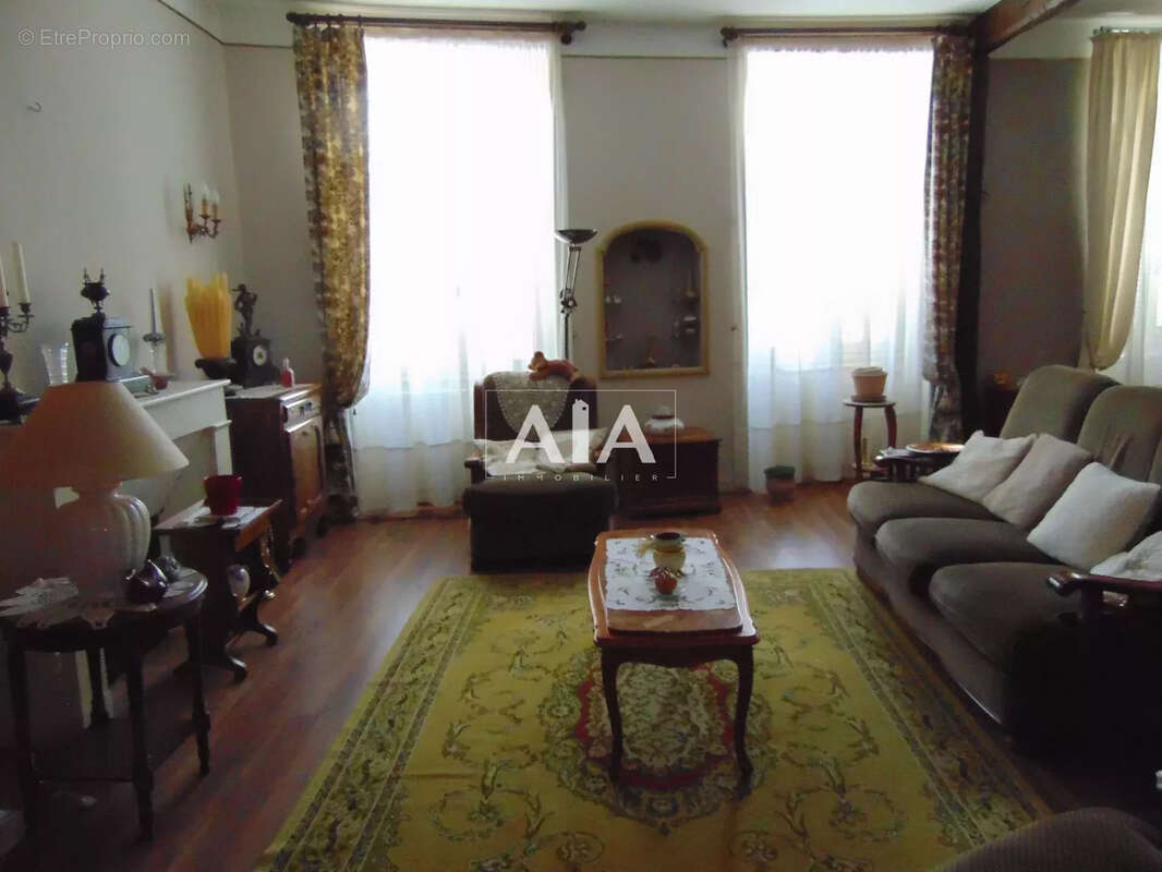 Appartement à RUFFEC