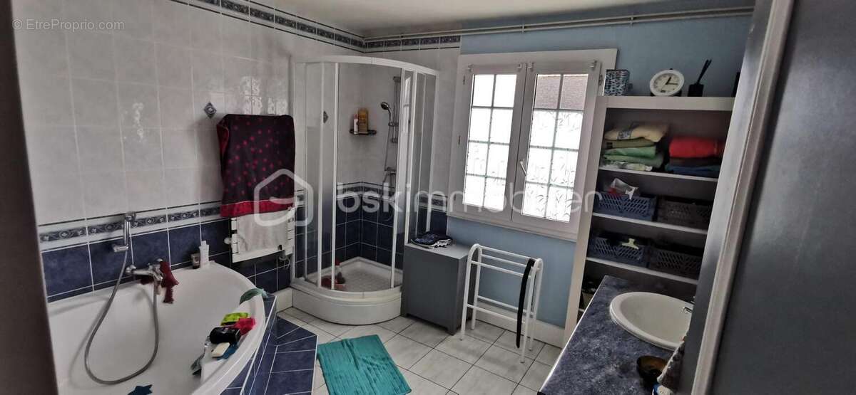 Maison à SAVIGNE-L'EVEQUE