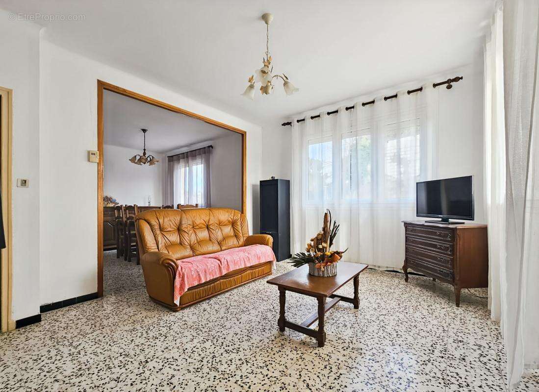 Maison à SAVIGNARGUES