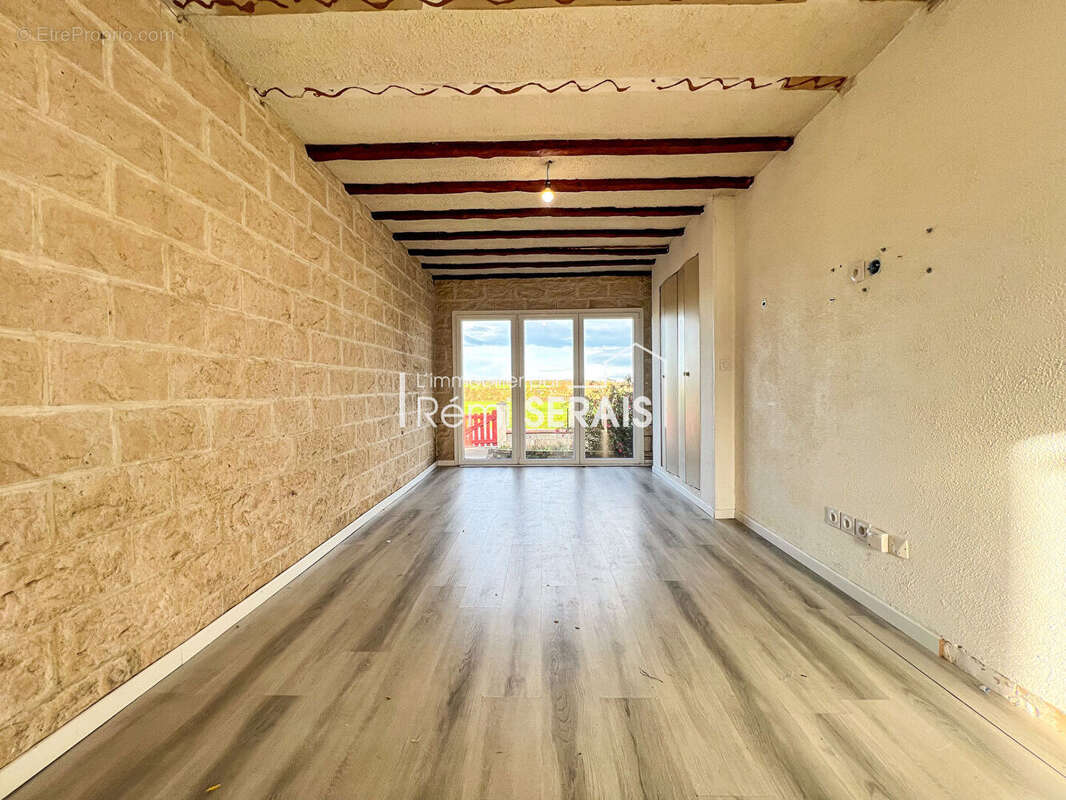 Maison à AUNAY-SUR-ODON